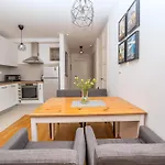 Apartment Lea,