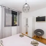 Apartment Lea, Makarska